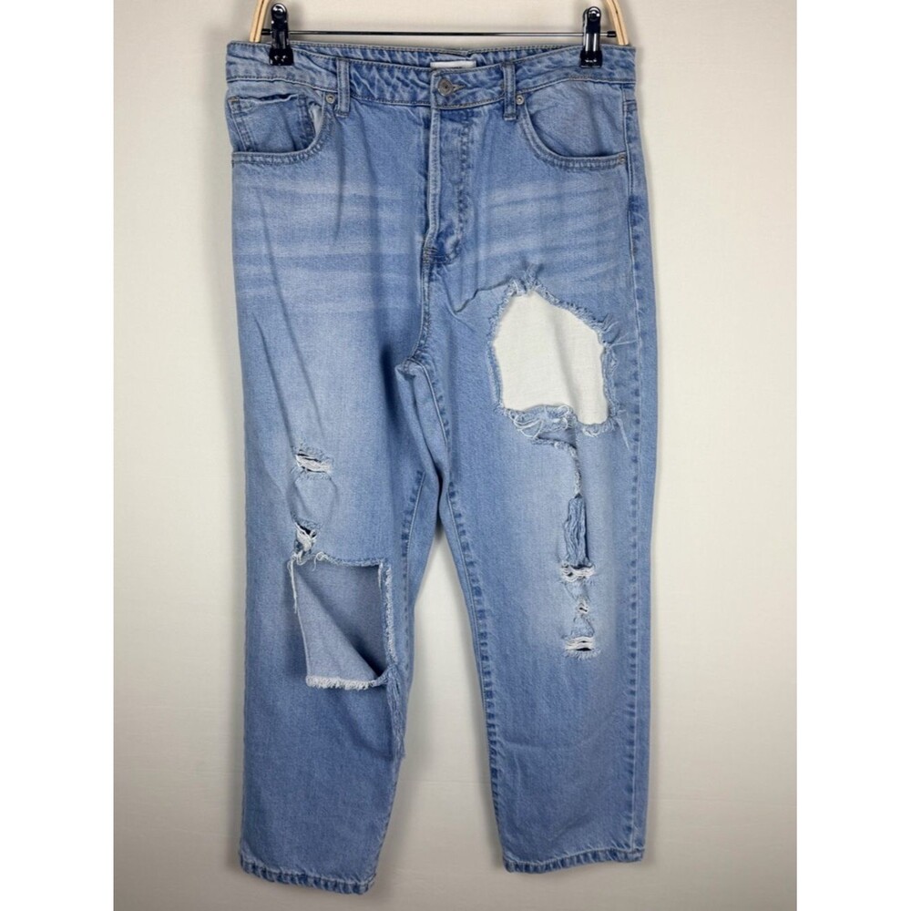 Forever 21 Thrashed Distressed Jeans Size 31 Light Wash Grunge Denim